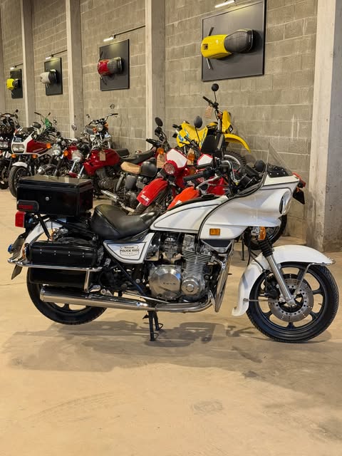 KAWASAKI KZ 1000 POLICE - Imagem 8