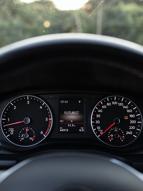 VOLKSWAGEN AMAROK HIGHLINE V6 - Imagem 13