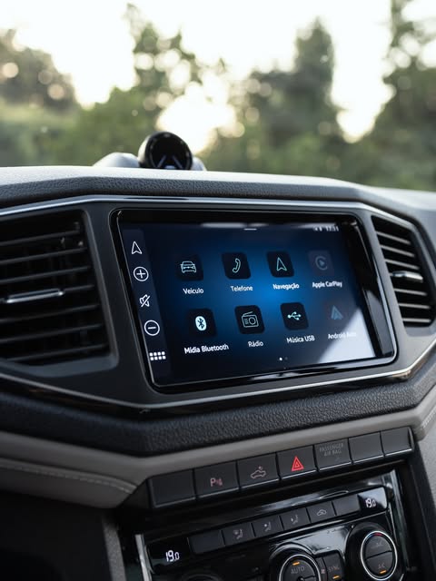 VOLKSWAGEN AMAROK HIGHLINE V6 - Imagem 14
