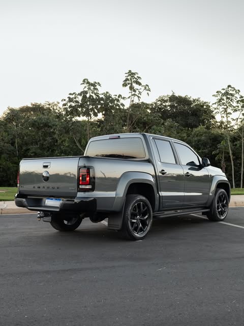 VOLKSWAGEN AMAROK HIGHLINE V6 - Imagem 8