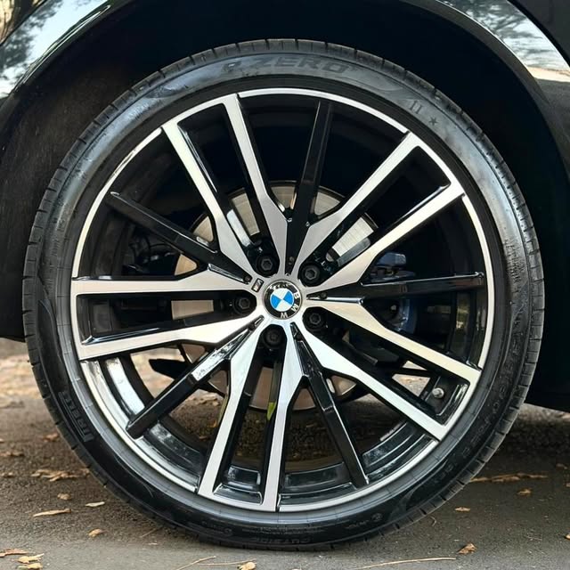 BMW X6 M SPORT - Imagem 11