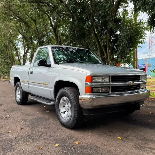 CHEVROLET SILVERADO - Imagem 1
