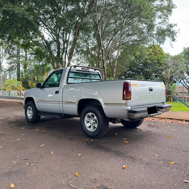 CHEVROLET SILVERADO - Imagem 11