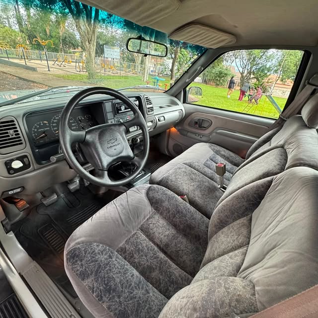 CHEVROLET SILVERADO - Imagem 15