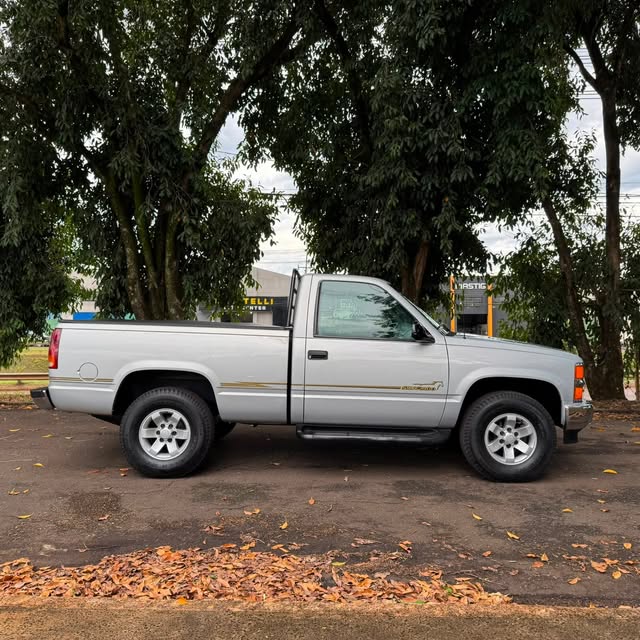 CHEVROLET SILVERADO - Imagem 4