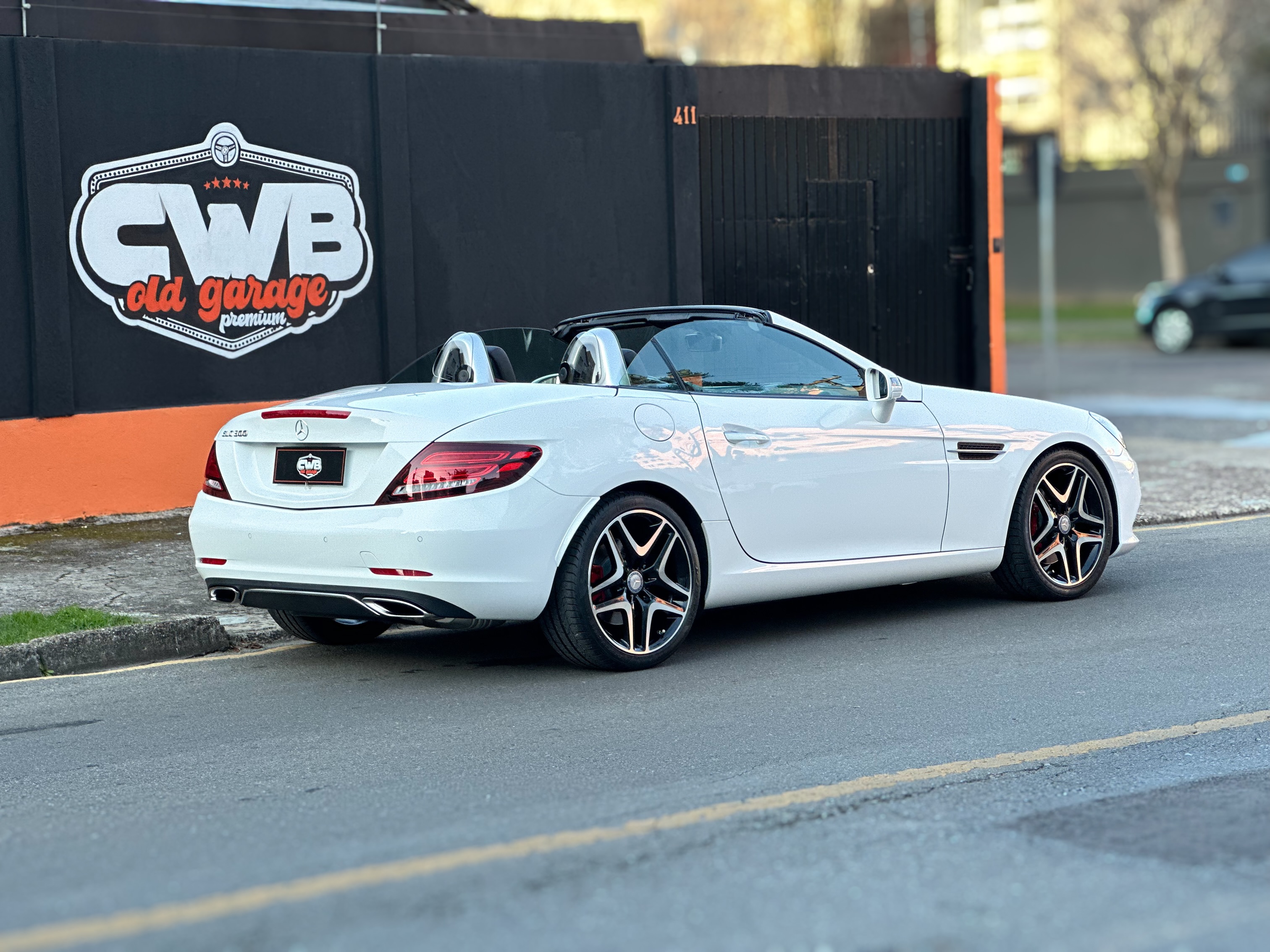 MERCEDES-BENZ SLC 300 - Imagem 1