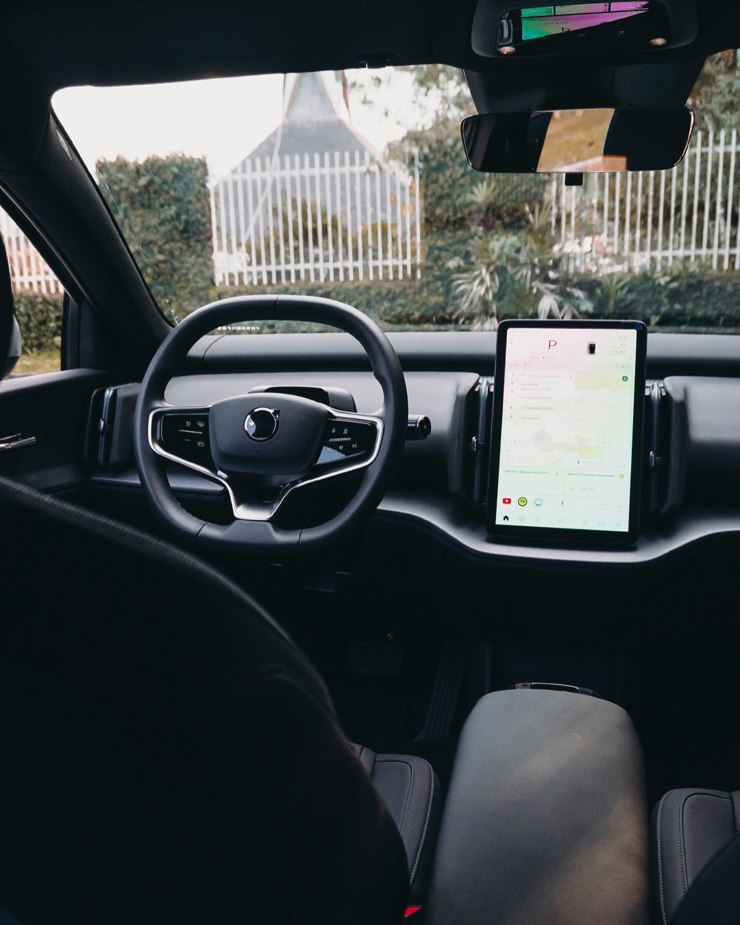 VOLVO EX30 CORE E40 - Imagem 3