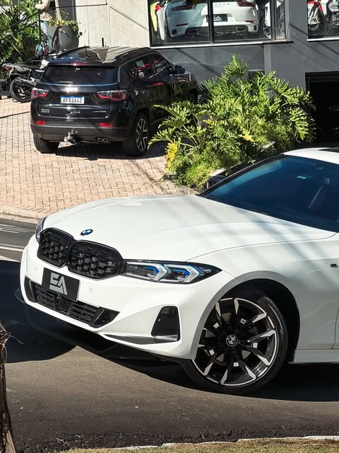 BMW 320I M SPORT - Imagem 5