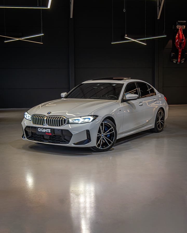 BMW 320I M SPORT