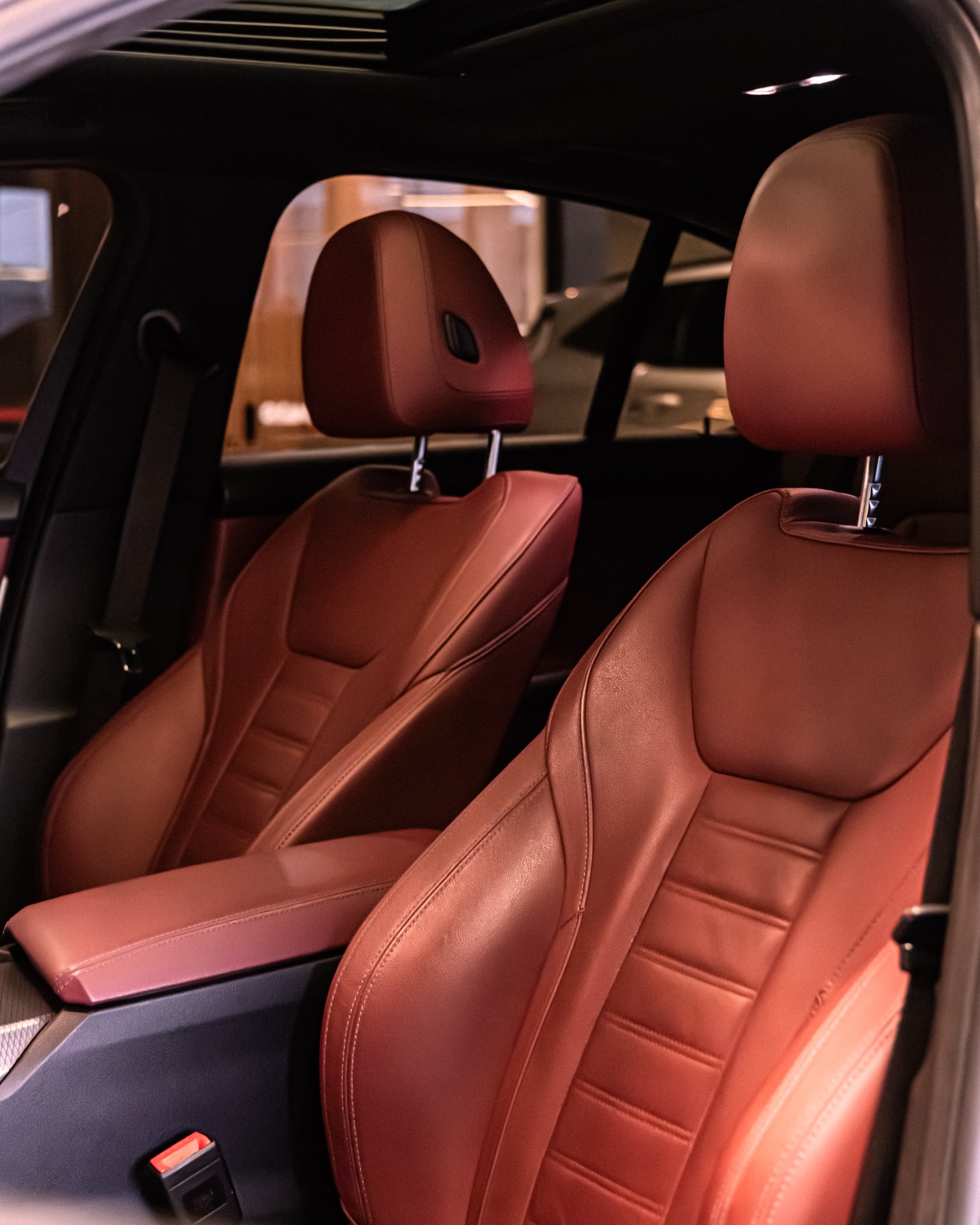 BMW 320I M SPORT - Imagem 10