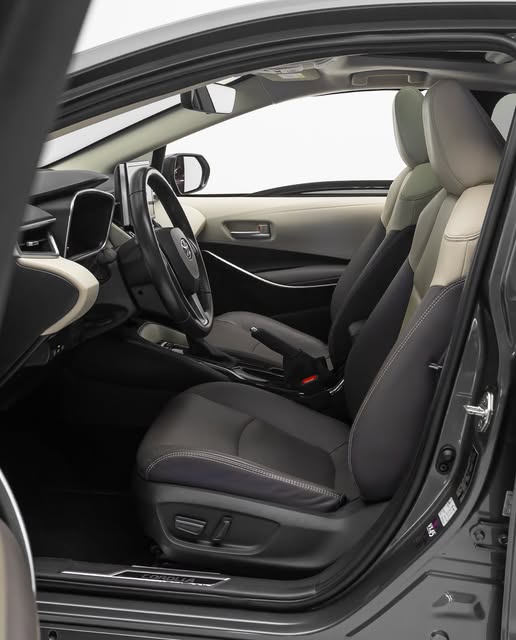 TOYOTA COROLLA ALTIS PREMIUM E-HYBRID - Imagem 4