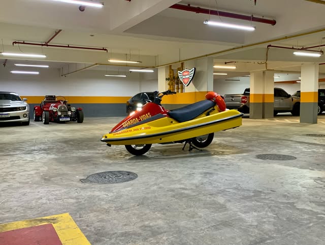 HONDA PCX GUARDA-VIDAS - Imagem 9