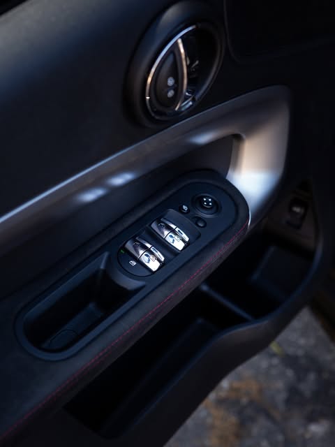 MINI COUNTRYMAN JOHN COOPER WORKS - Imagem 20
