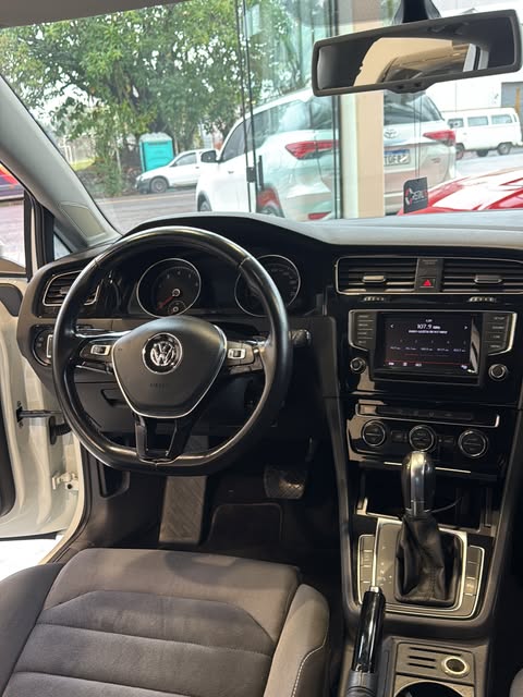 VOLKSWAGEN GOLF HIGHLINE - Imagem 11