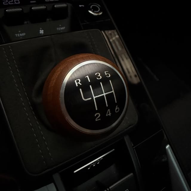 PORSCHE 911 CARRERA T - Imagem 2