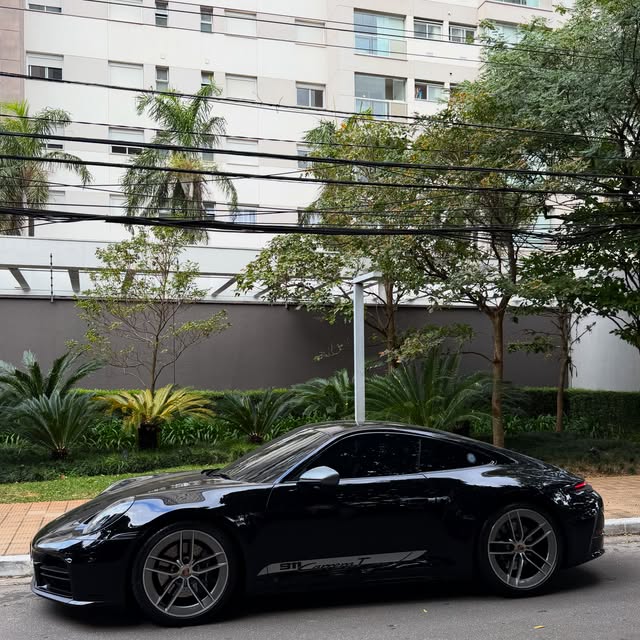 PORSCHE 911 CARRERA T - Imagem 7