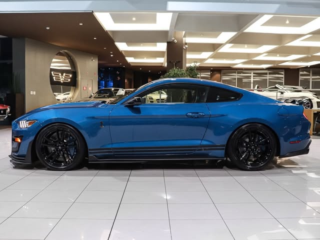 FORD MUSTANG SHELBY GT500 - Imagem 2