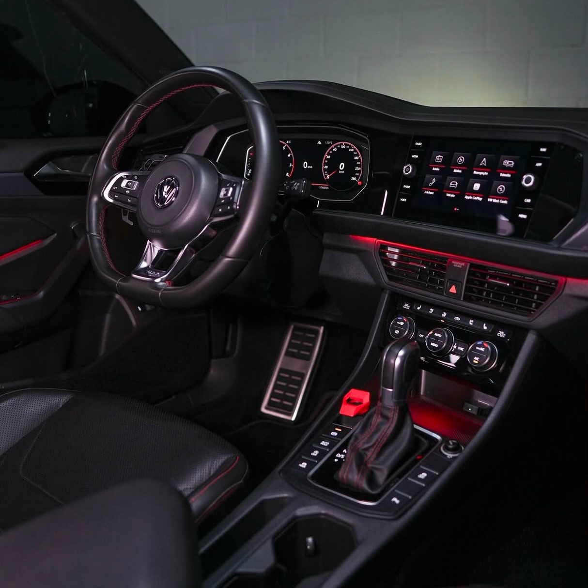 VOLKSWAGEN JETTA GLI - Imagem 8