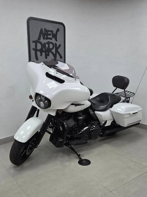 HARLEY-DAVIDSON STREET GLIDE SPECIAL - Imagem 10