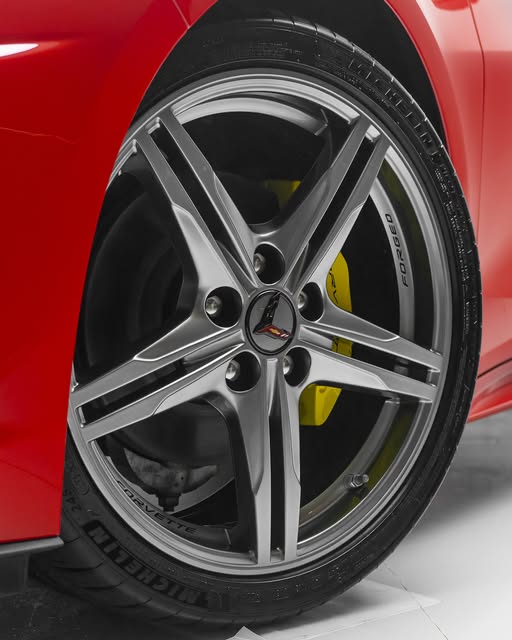 CHEVROLET CORVETTE STINGRAY LT1 - Imagem 5