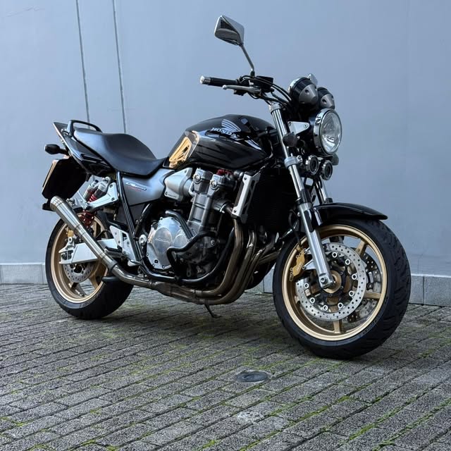 HONDA CB 1300 SUPER FOUR - Imagem 1