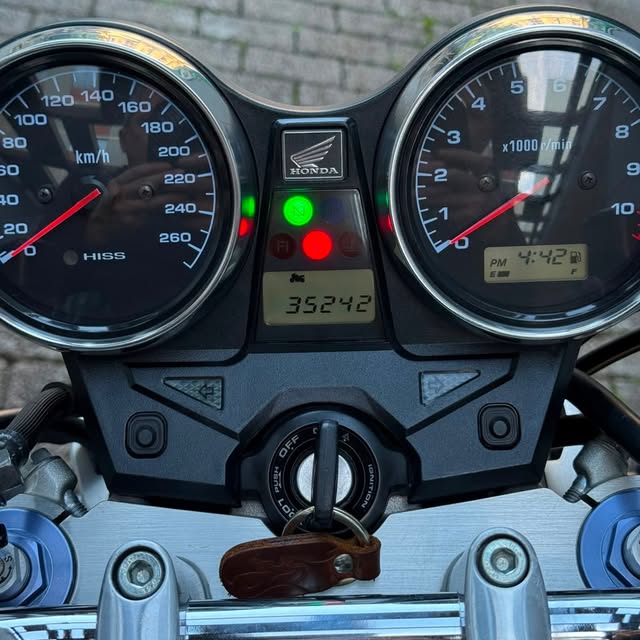 HONDA CB 1300 SUPER FOUR - Imagem 13