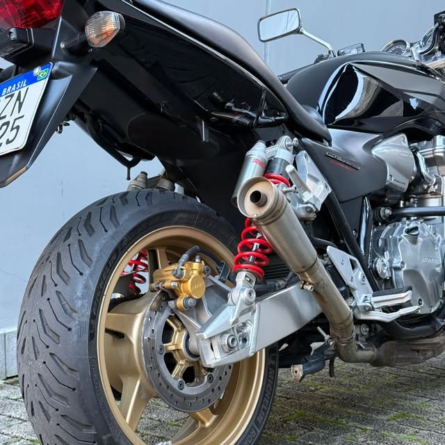 HONDA CB 1300 SUPER FOUR - Imagem 5