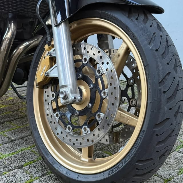 HONDA CB 1300 SUPER FOUR - Imagem 6
