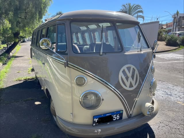 VOLKSWAGEN KOMBI CORUJINHA - Imagem 3