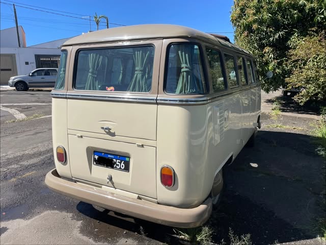 VOLKSWAGEN KOMBI CORUJINHA - Imagem 4