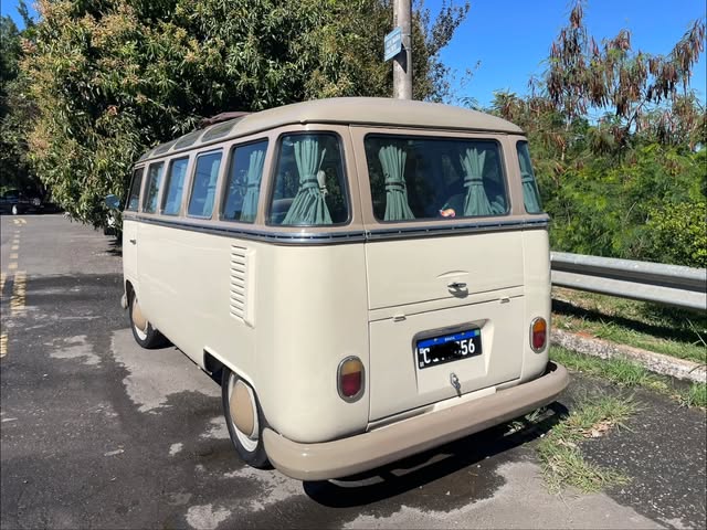 VOLKSWAGEN KOMBI CORUJINHA - Imagem 5