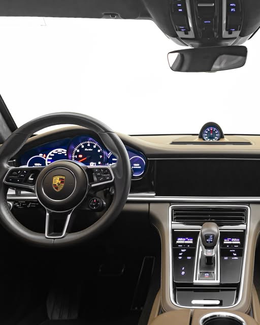 PORSCHE PANAMERA TURBO SPORT TURISMO - Imagem 3