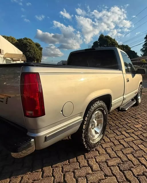 CHEVROLET SILVERADO DLX - Imagem 13