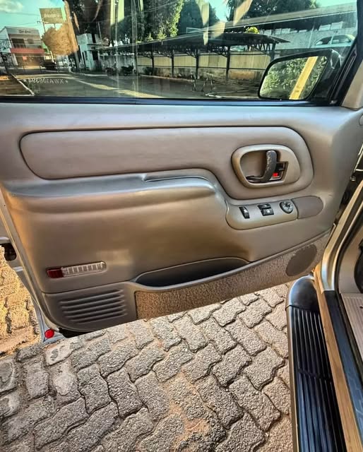 CHEVROLET SILVERADO DLX - Imagem 6
