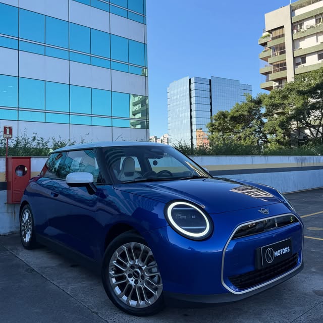MINI COOPER SE - Imagem 1