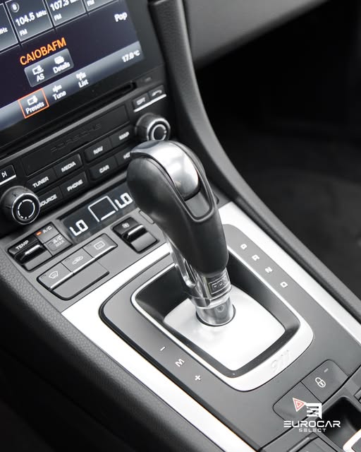 PORSCHE 911 - Imagem 7