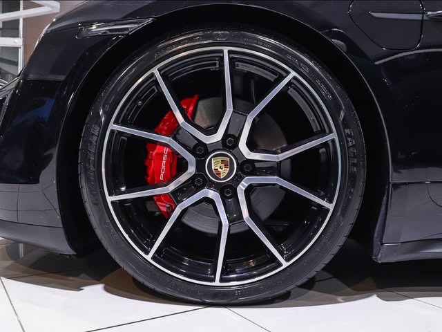 PORSCHE TAYCAN 4S - Imagem 4