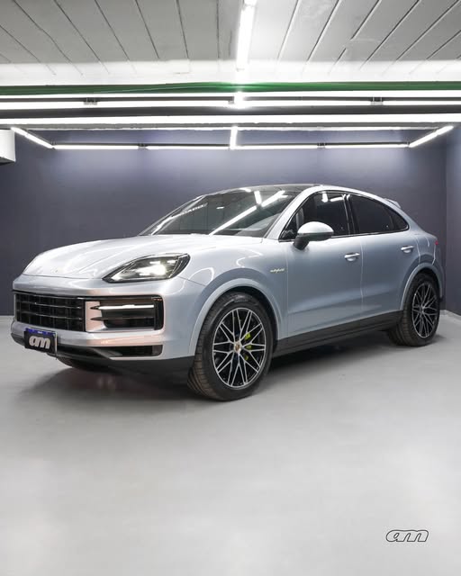 PORSCHE CAYENNE E-HYBRID COUPÉ AWD TIPTRONIC S - Imagem 1