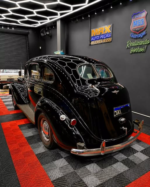 PLYMOUTH DELUXE - Imagem 3
