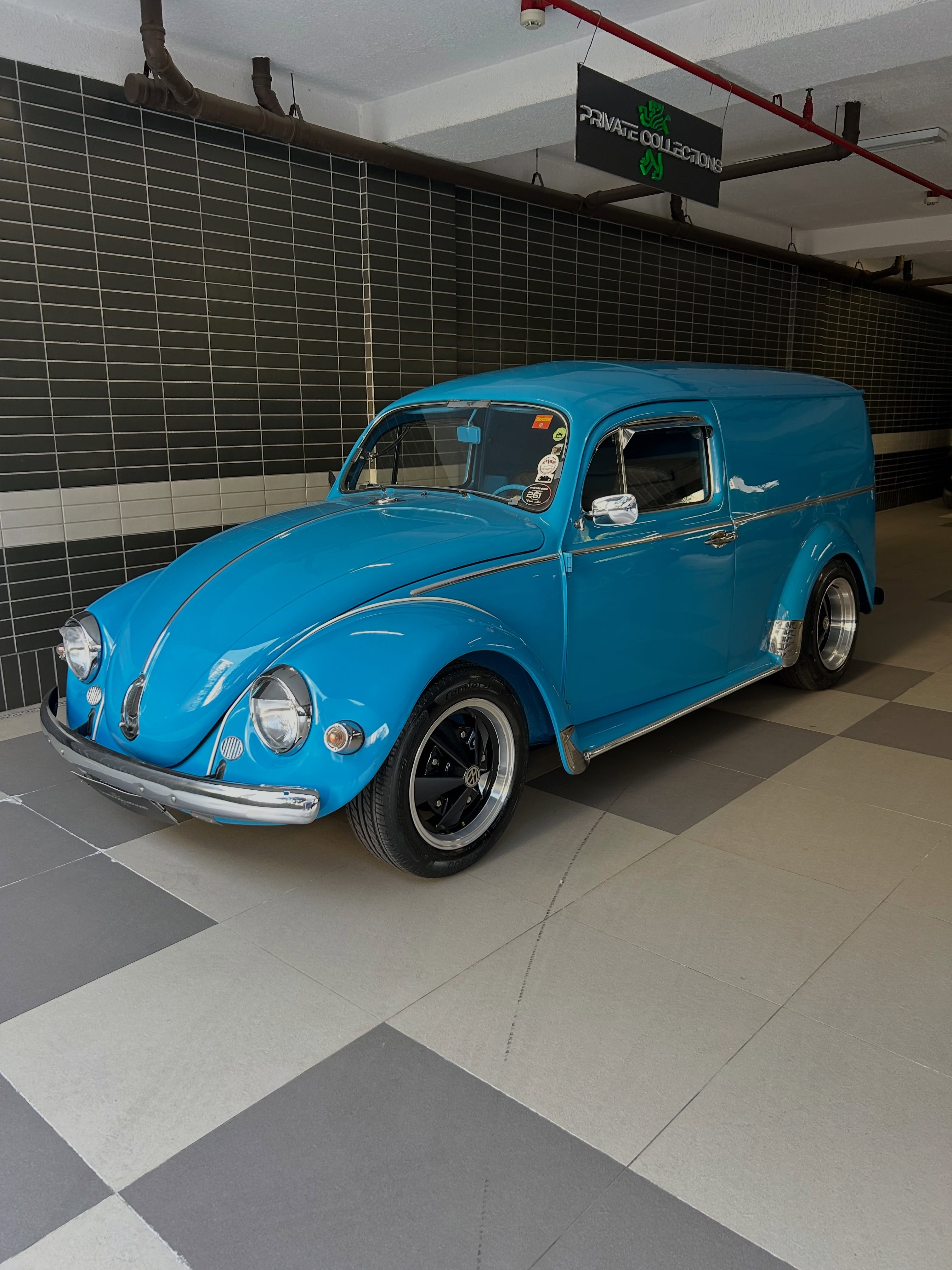 VOLKSWAGEN FUSCA CUSTOMIZADO “FUSKOMBI” - Imagem 1