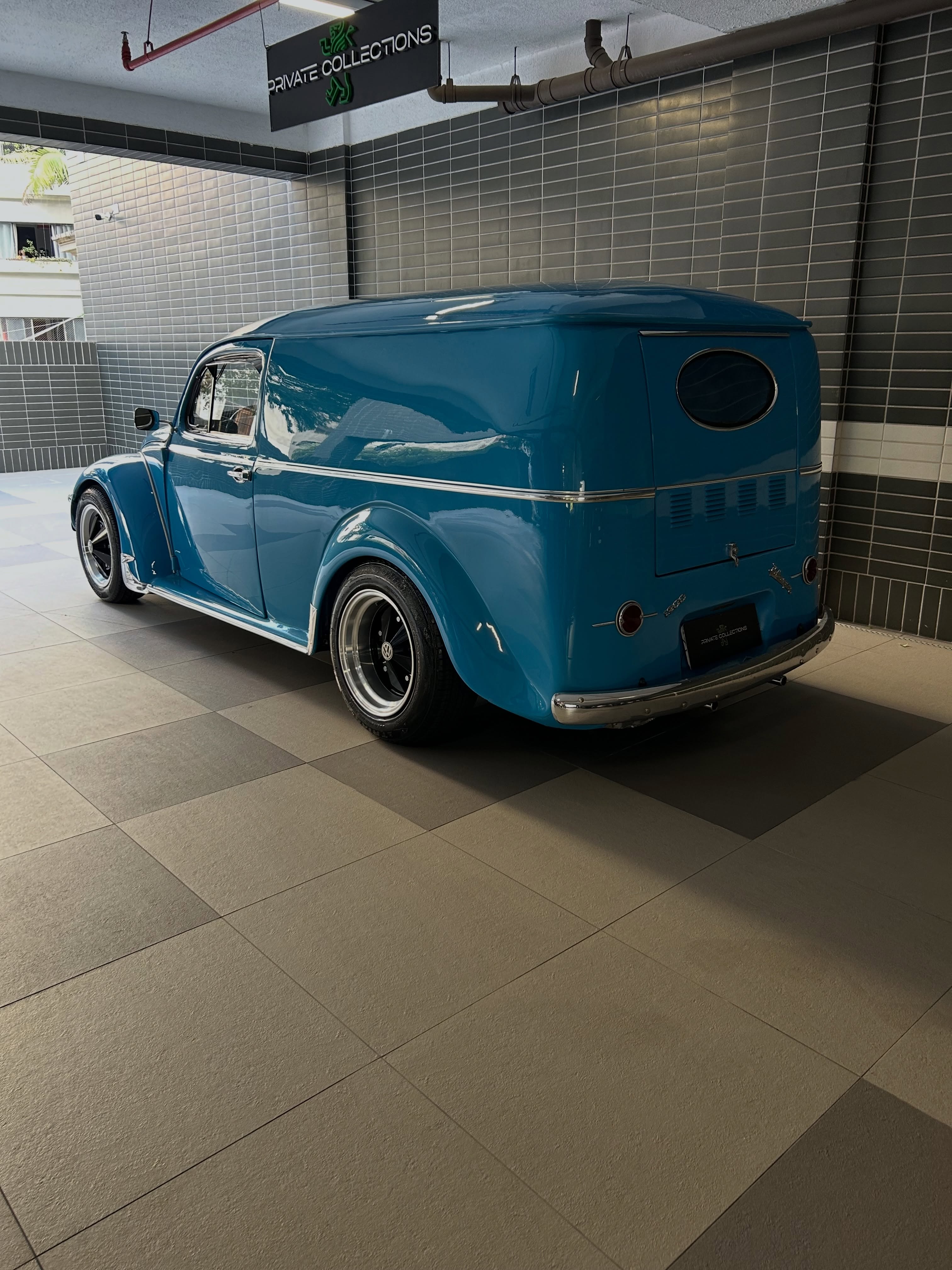 VOLKSWAGEN FUSCA CUSTOMIZADO “FUSKOMBI” - Imagem 2