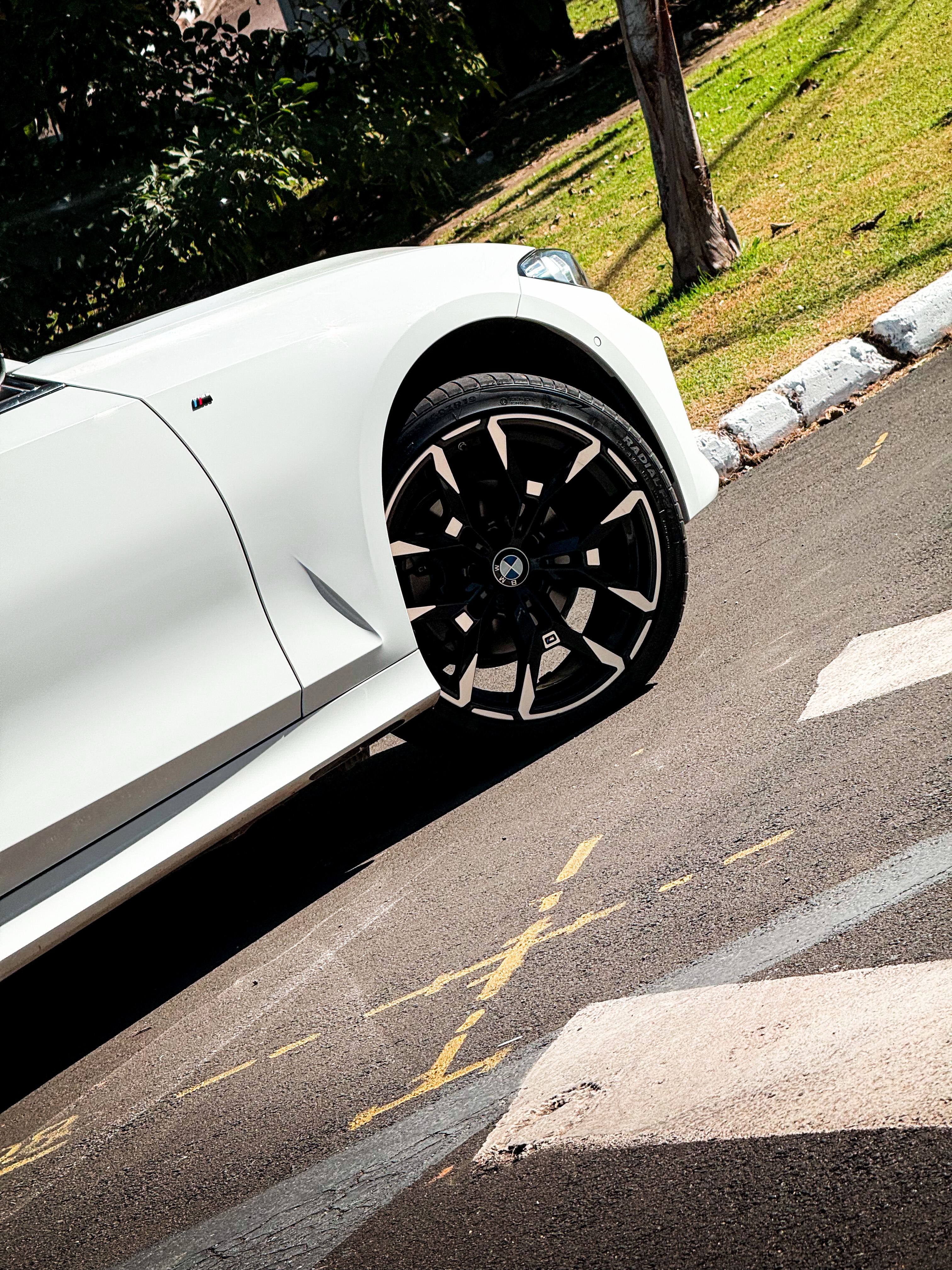 BMW 320I SPORT GP - Imagem 4