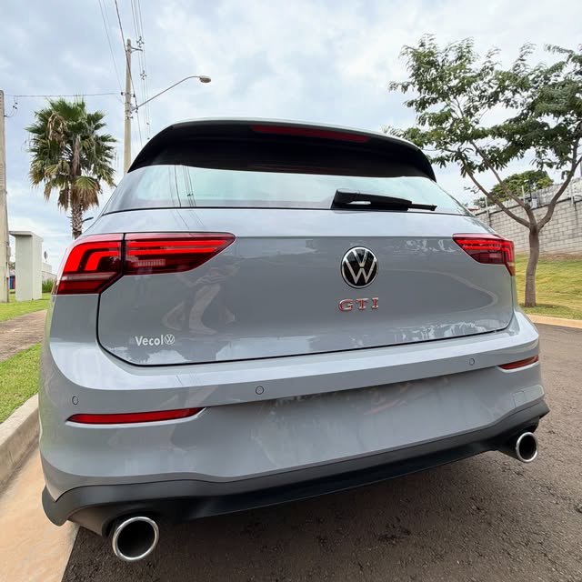 VOLKSWAGEN GOLF GTI - Imagem 15