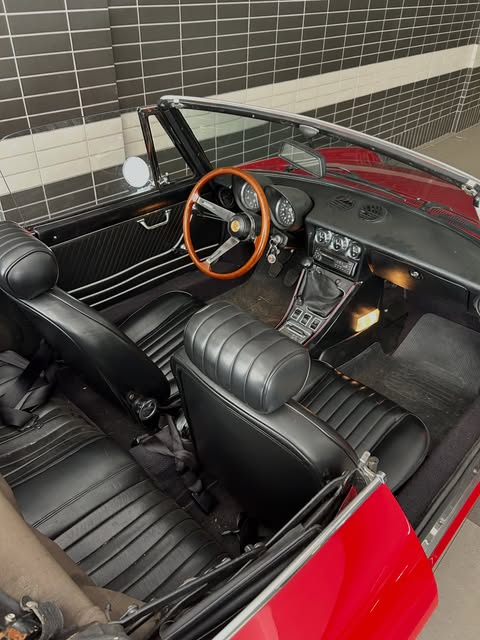 ALFA ROMEO SPIDER - Imagem 8