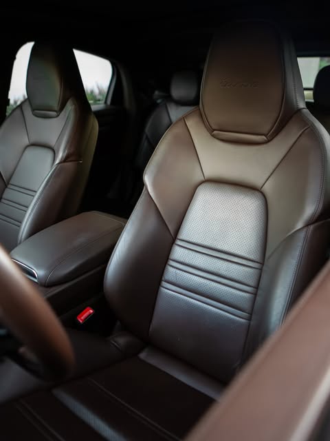 PORSCHE CAYENNE TURBO COUPÉ - Imagem 11