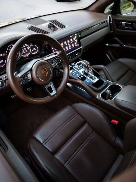 PORSCHE CAYENNE TURBO COUPÉ - Imagem 10