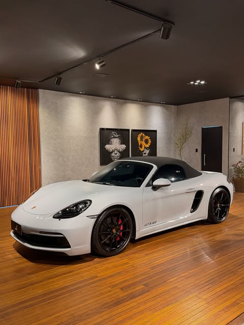 PORSCHE 718 BOXSTER 4.0 GTS - Imagem 13