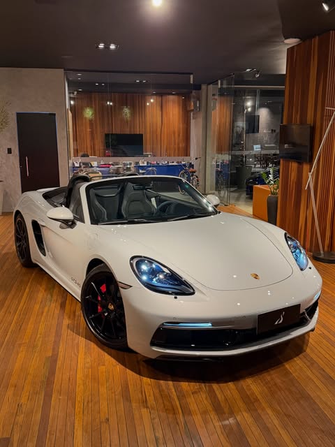 PORSCHE 718 BOXSTER 4.0 GTS - Imagem 3