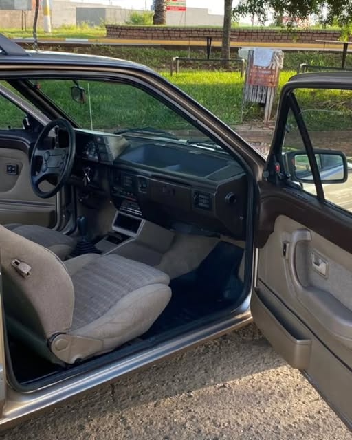VOLKSWAGEN PARATI GL - Imagem 14