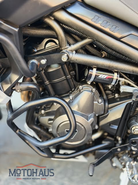 TRIUMPH TIGER 800 XCA - Imagem 12